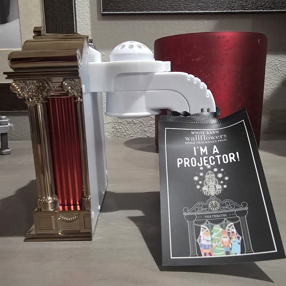 Nwt Bath & Bath Works Wallflower Nutcracker Holiday Projector Plug In‎ - Picture 4 of 6